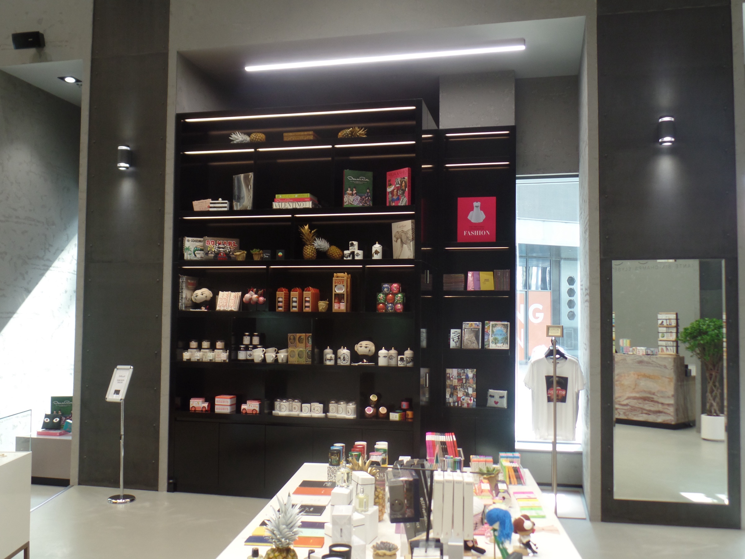 Shop Wall Unit